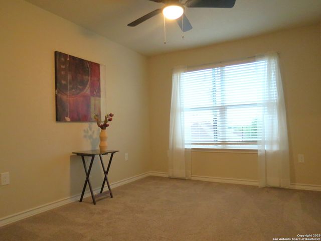 740 Crestview, Floresville, TX 78114
