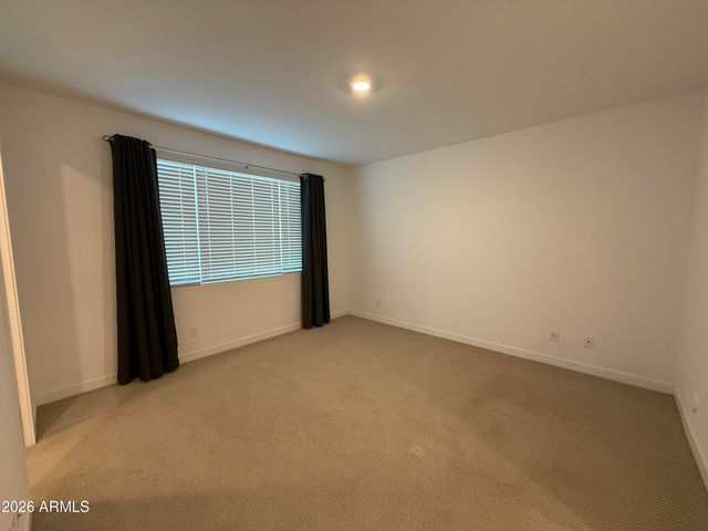 9823 E Tupelo Avenue, Mesa, AZ 85212