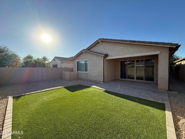9823 E Tupelo Avenue, Mesa, AZ 85212