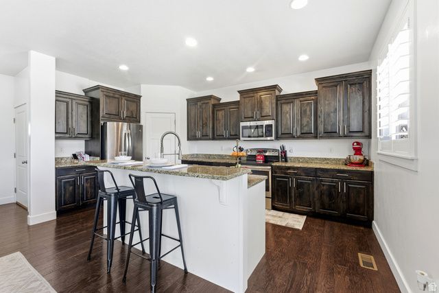 598 W REGAL VIEW DR, Saratoga Springs, UT 84045