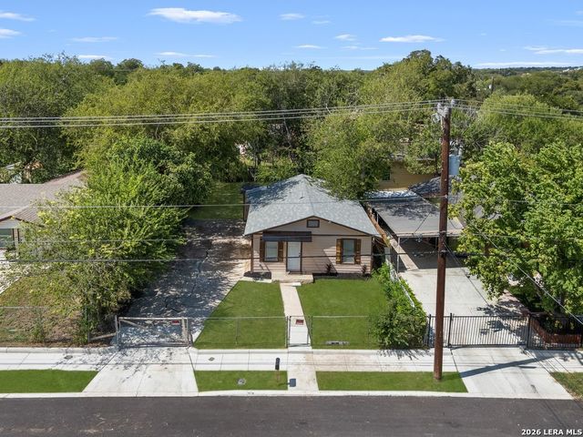 537 N San Gabriel, San Antonio, TX 78228