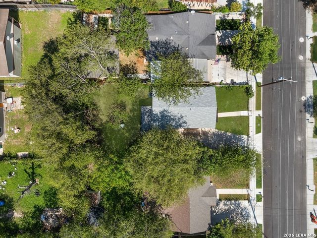537 N San Gabriel, San Antonio, TX 78228
