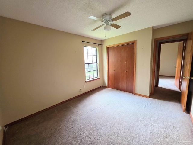 802 Christian Dr, Pensacola, FL 32506