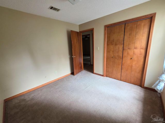 802 Christian Dr, Pensacola, FL 32506