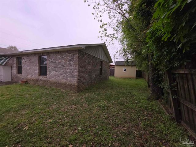 802 Christian Dr, Pensacola, FL 32506