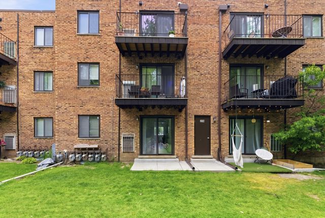 224 E Rimini Court 1B, Palatine, IL 60067