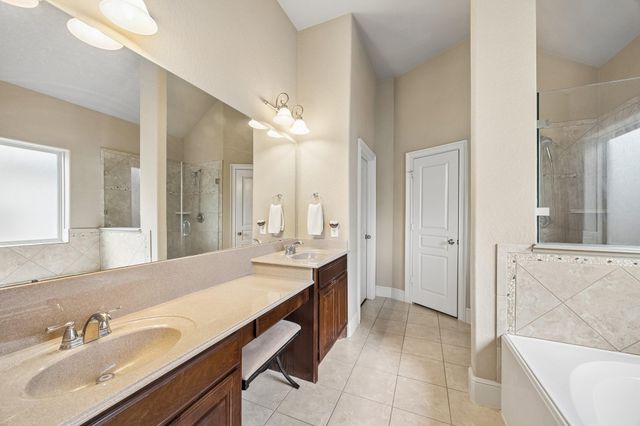14 Tallgrass Way, Spring, TX 77389