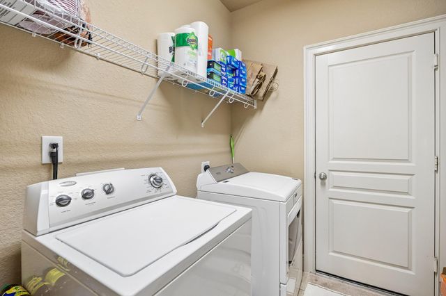 14 Tallgrass Way, Spring, TX 77389