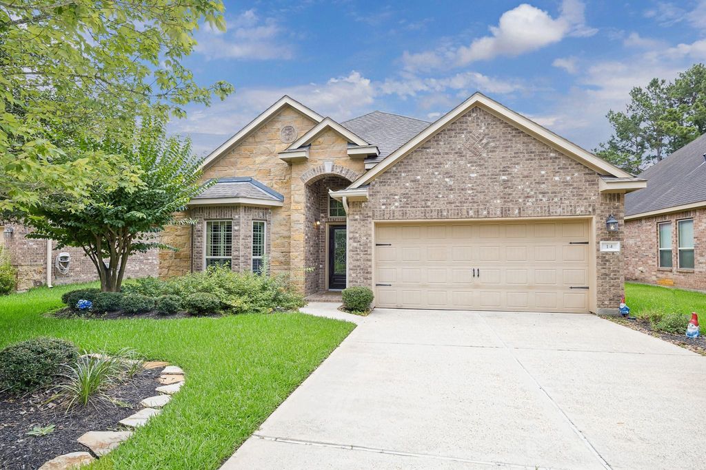 14 Tallgrass Way, Spring, TX 77389