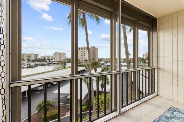 7400 SUN ISLAND DRIVE S 412, South Pasadena, FL 33707