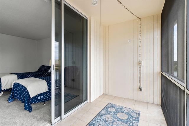 7400 SUN ISLAND DRIVE S 412, South Pasadena, FL 33707