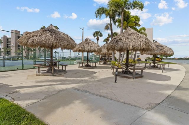 7400 SUN ISLAND DRIVE S 412, South Pasadena, FL 33707