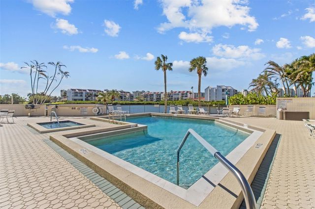 7400 SUN ISLAND DRIVE S 412, South Pasadena, FL 33707