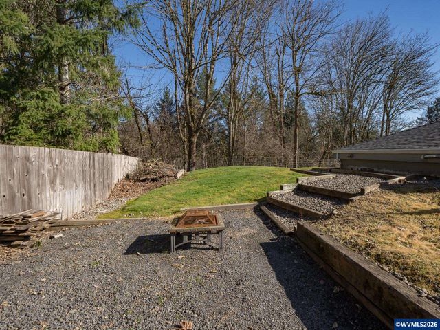 600 S Wynooski St, Newberg, OR 97132