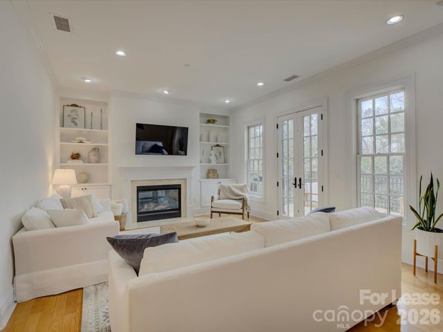 3278 Park Road, Charlotte, NC 28209