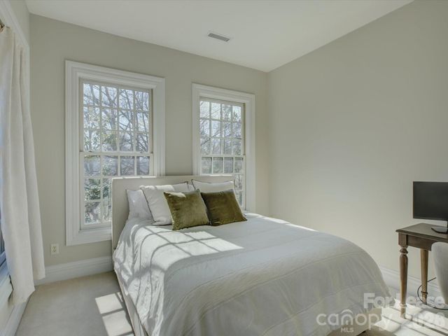 3278 Park Road, Charlotte, NC 28209