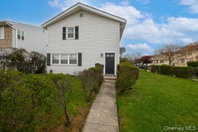 101 E Olive Street, Long Beach, NY 11561