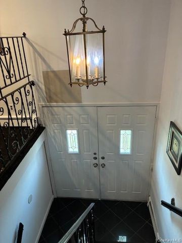 101 E Olive Street, Long Beach, NY 11561