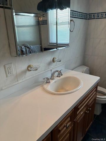 101 E Olive Street, Long Beach, NY 11561