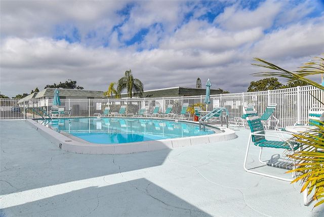 7729 39TH TERRACE N, St Petersburg, FL 33709