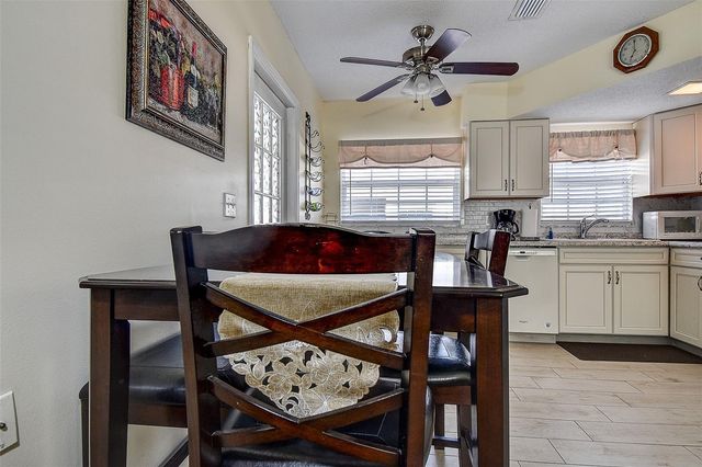 7729 39TH TERRACE N, St Petersburg, FL 33709