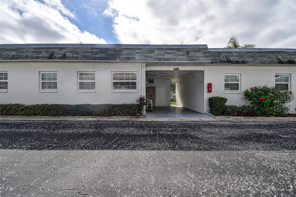 7729 39TH TERRACE N, St Petersburg, FL 33709