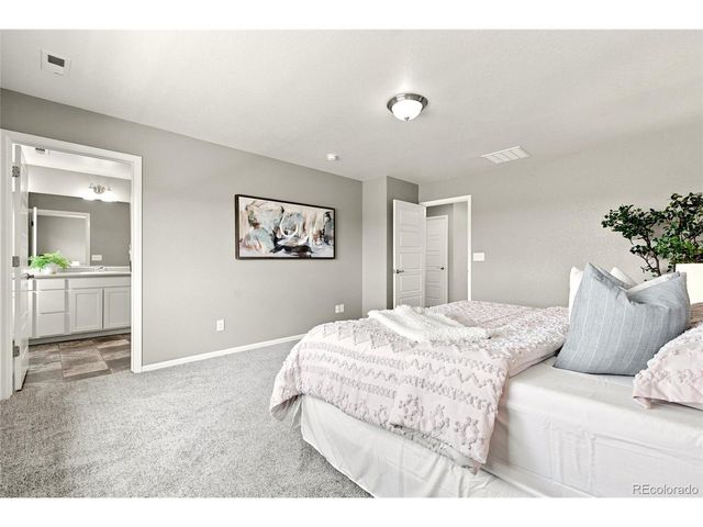 6682 Longpark Dr, Parker, CO 80138