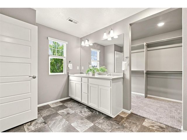 6682 Longpark Dr, Parker, CO 80138