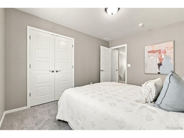 6682 Longpark Dr, Parker, CO 80138