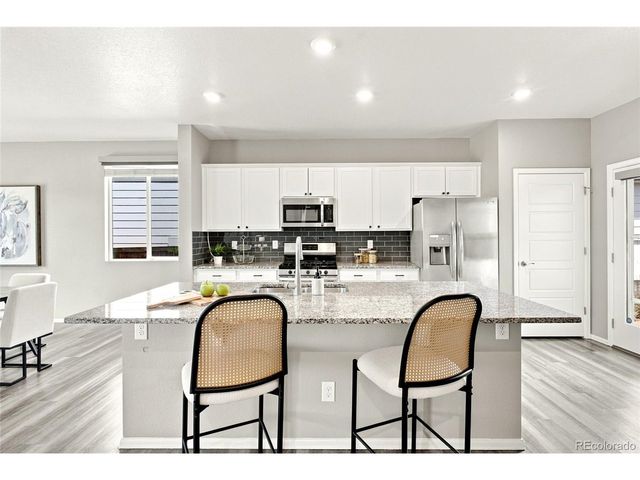 6682 Longpark Dr, Parker, CO 80138