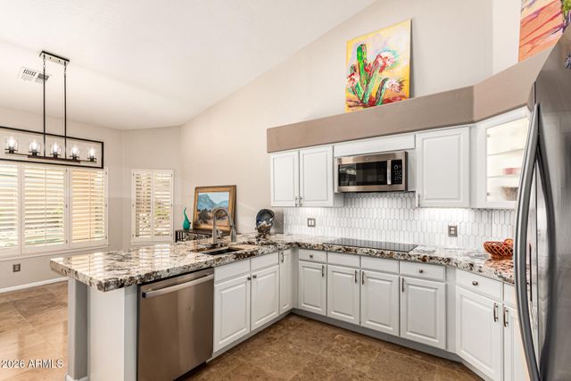 2045 E CATHEDRAL ROCK Drive, Phoenix, AZ 85048