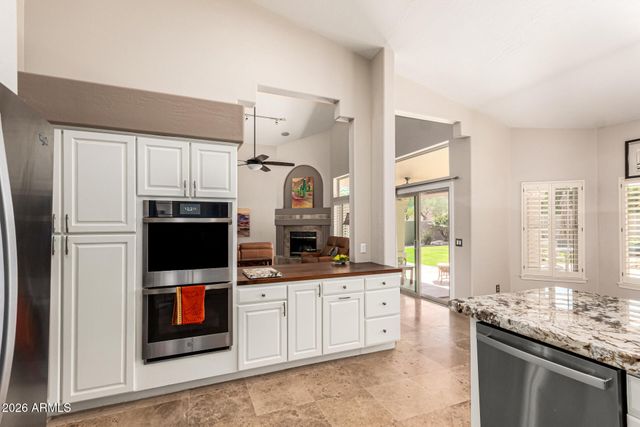 2045 E CATHEDRAL ROCK Drive, Phoenix, AZ 85048