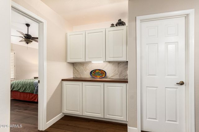 2045 E CATHEDRAL ROCK Drive, Phoenix, AZ 85048