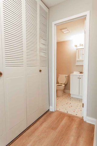 9725 S Karlov Avenue 402, Oak Lawn, IL 60453