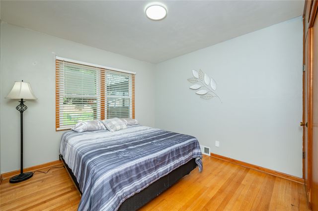 6110 SW 12th Street, Des Moines, IA 50315