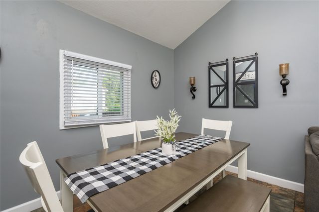 6110 SW 12th Street, Des Moines, IA 50315