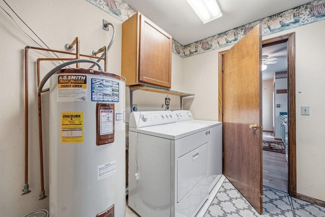 410 Lawn Street, Cambridge, WI 53523