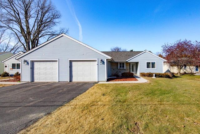 410 Lawn Street, Cambridge, WI 53523