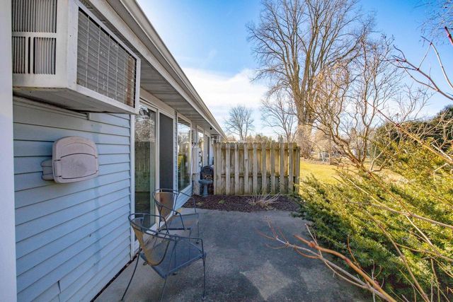 410 Lawn Street, Cambridge, WI 53523