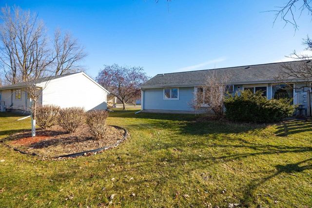 410 Lawn Street, Cambridge, WI 53523