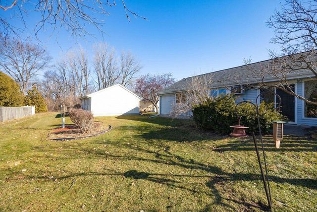 410 Lawn Street, Cambridge, WI 53523