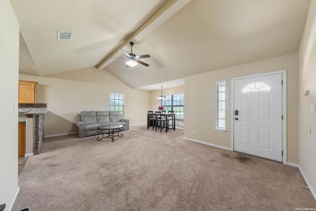 16371 Borregas Rd, Elmendorf, TX 78112