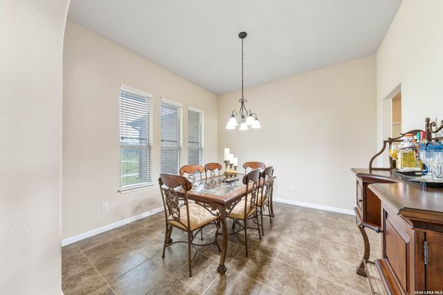 16371 Borregas Rd, Elmendorf, TX 78112