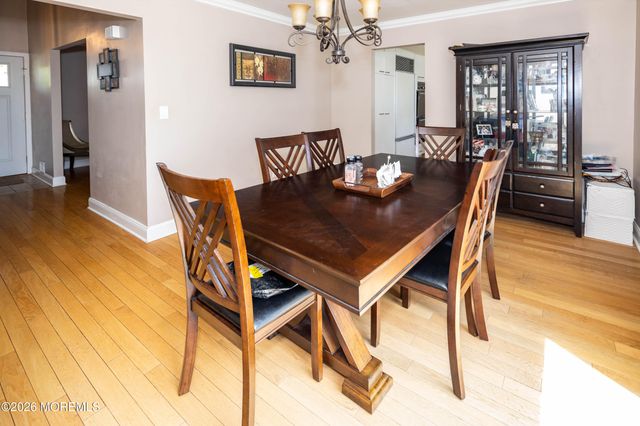 25 Mccue Road, Morganville, NJ 07751