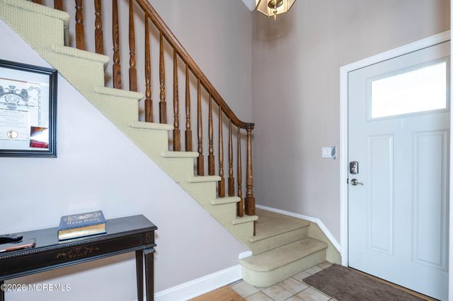 25 Mccue Road, Morganville, NJ 07751