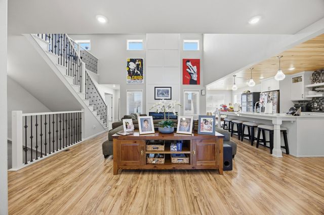 3665 Valley View Drive S, Fargo, ND 58104