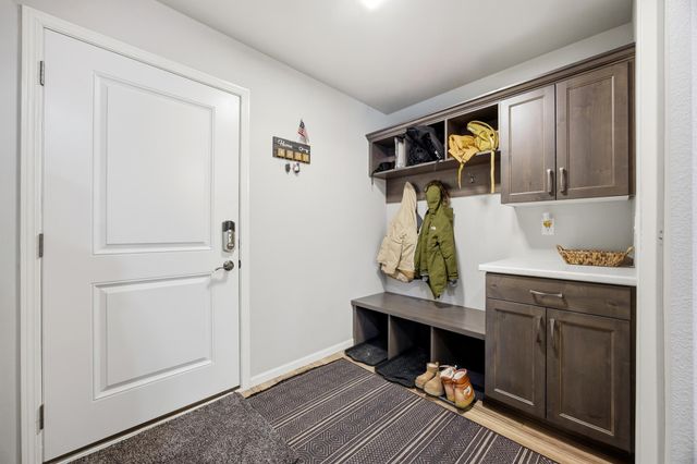 3665 Valley View Drive S, Fargo, ND 58104