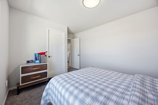 3665 Valley View Drive S, Fargo, ND 58104