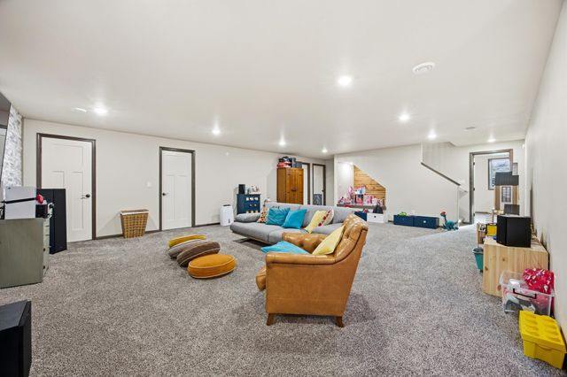 3665 Valley View Drive S, Fargo, ND 58104