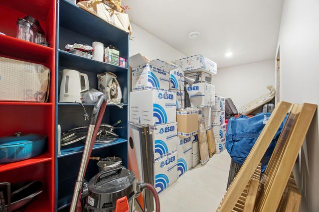 3665 Valley View Drive S, Fargo, ND 58104